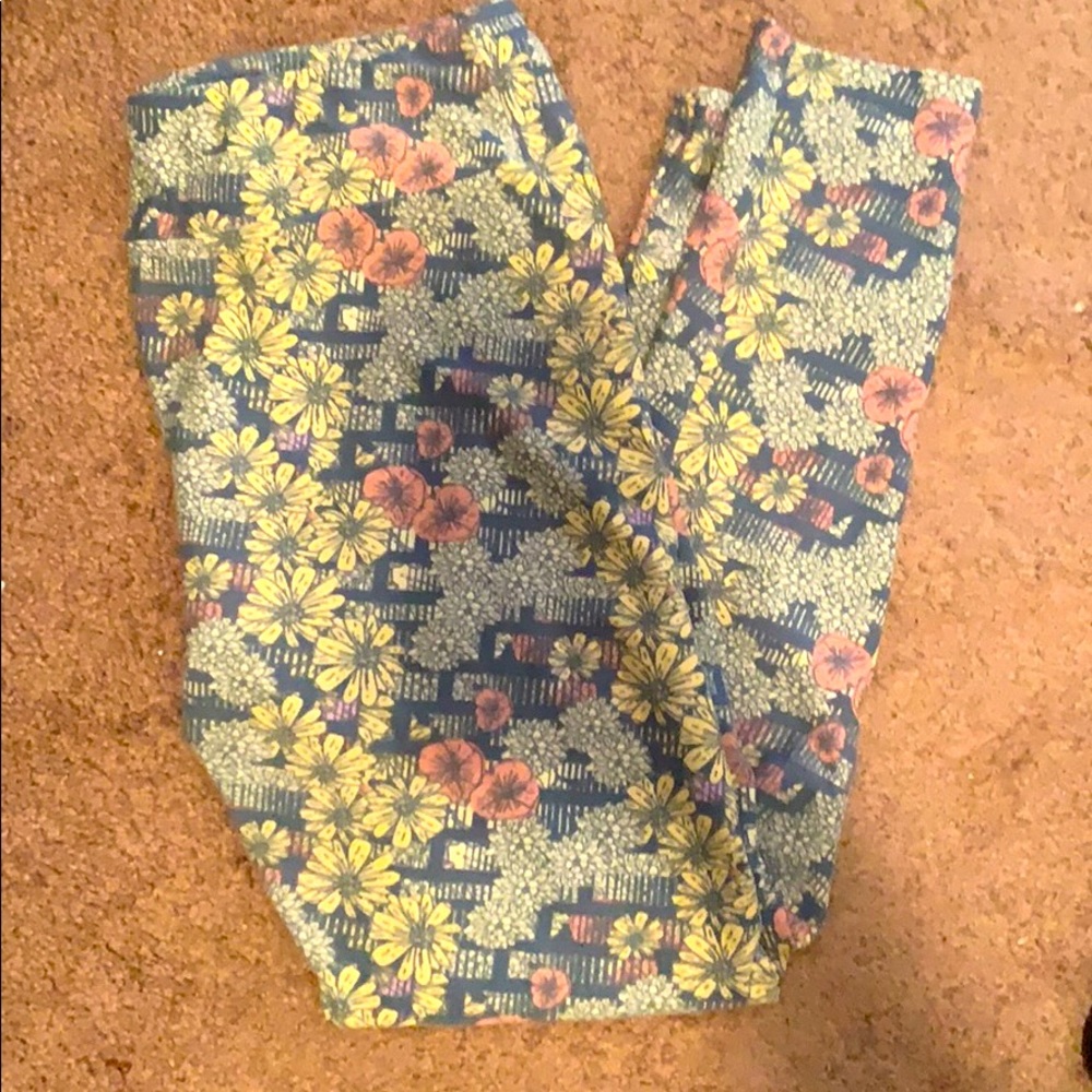 LuLaRoe tall&curvy leggings